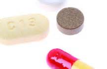 8月11号，，，，，，公司员工起劲加入2011年度献血