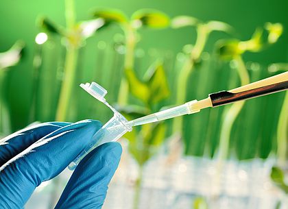 新型纳米RNA抗癌药物，，，多靶点击毁癌中之王