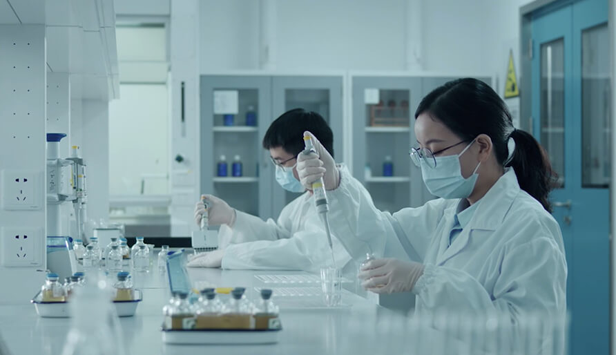 一廿偕行，，，，，一廿向美。。。玩彩网20周年宣传片上映！