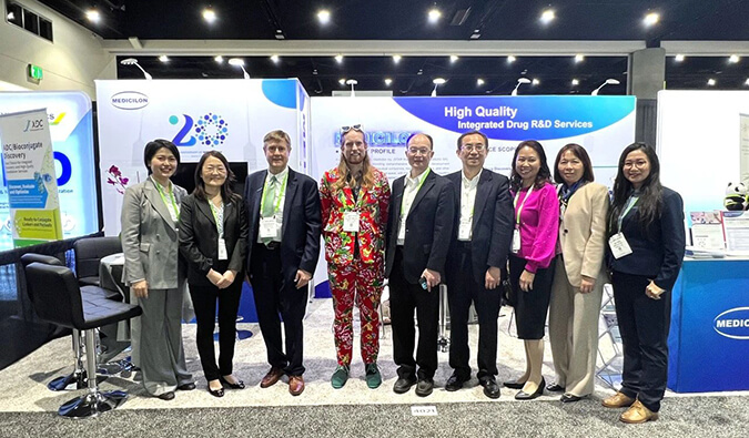 2024AACR回首 | 玩彩网见证“国产”新分子高光时刻